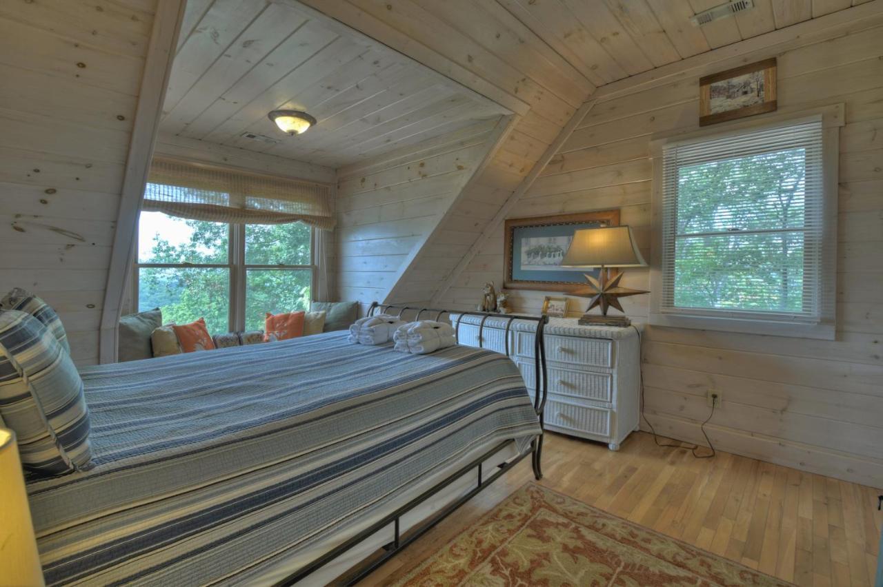 Champagne Chalet - Cuddleup Villa Morganton Esterno foto